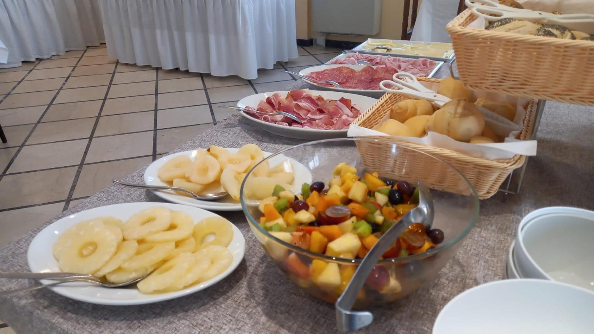 Hotel Caravel Sottomarina Luaran gambar